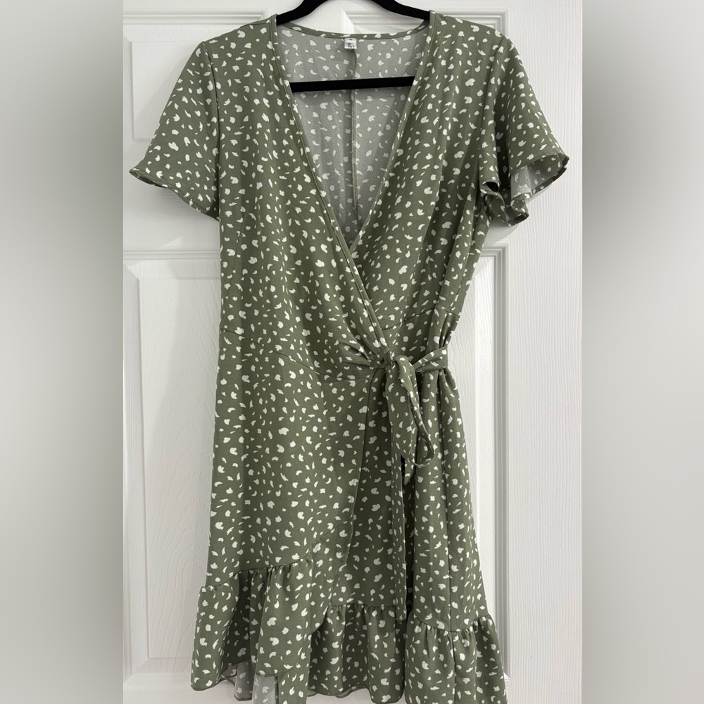 EUC Nagoo Wrap Green Dress Small